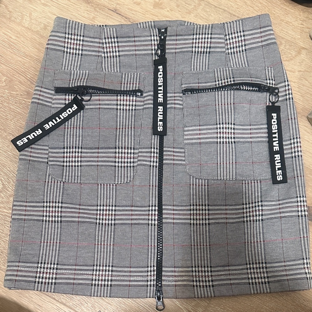 Zara Plaid Gray Skirt with Zipper Details
